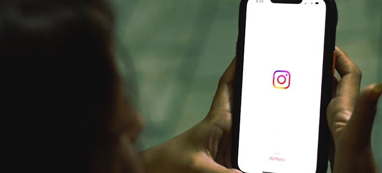 Person using Instagram